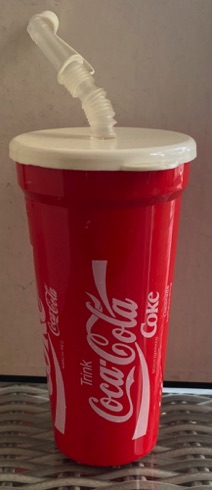 58171-1 € 2,00 ccoa cola drinkbeker rood wit trink. H. D..jpeg